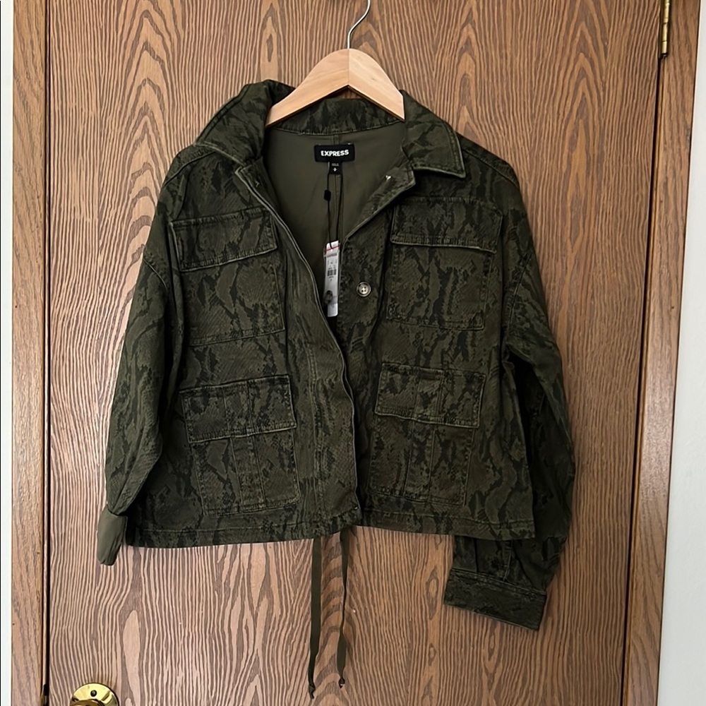 Express Green Utility Jacket Snake print